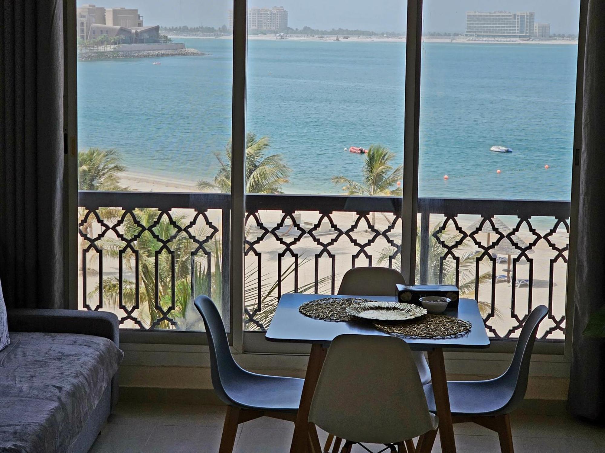 Dream Studio Panoramic Beach And Sea View Ra’s al-Chaima Exterior foto